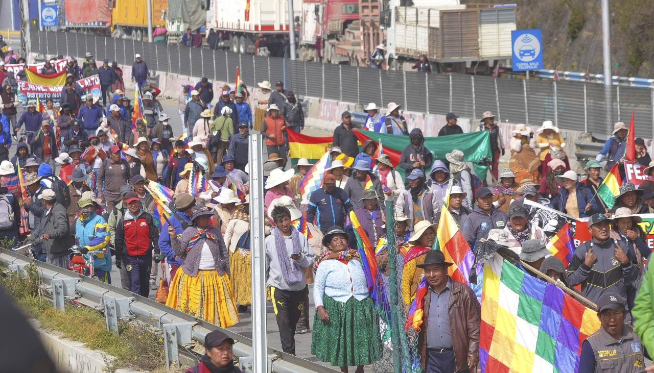 Tras arribo de campesinos de Cochabamba, Potosí y Oruro a El Alto, convocan a marcha al centro de La Paz para este miércoles