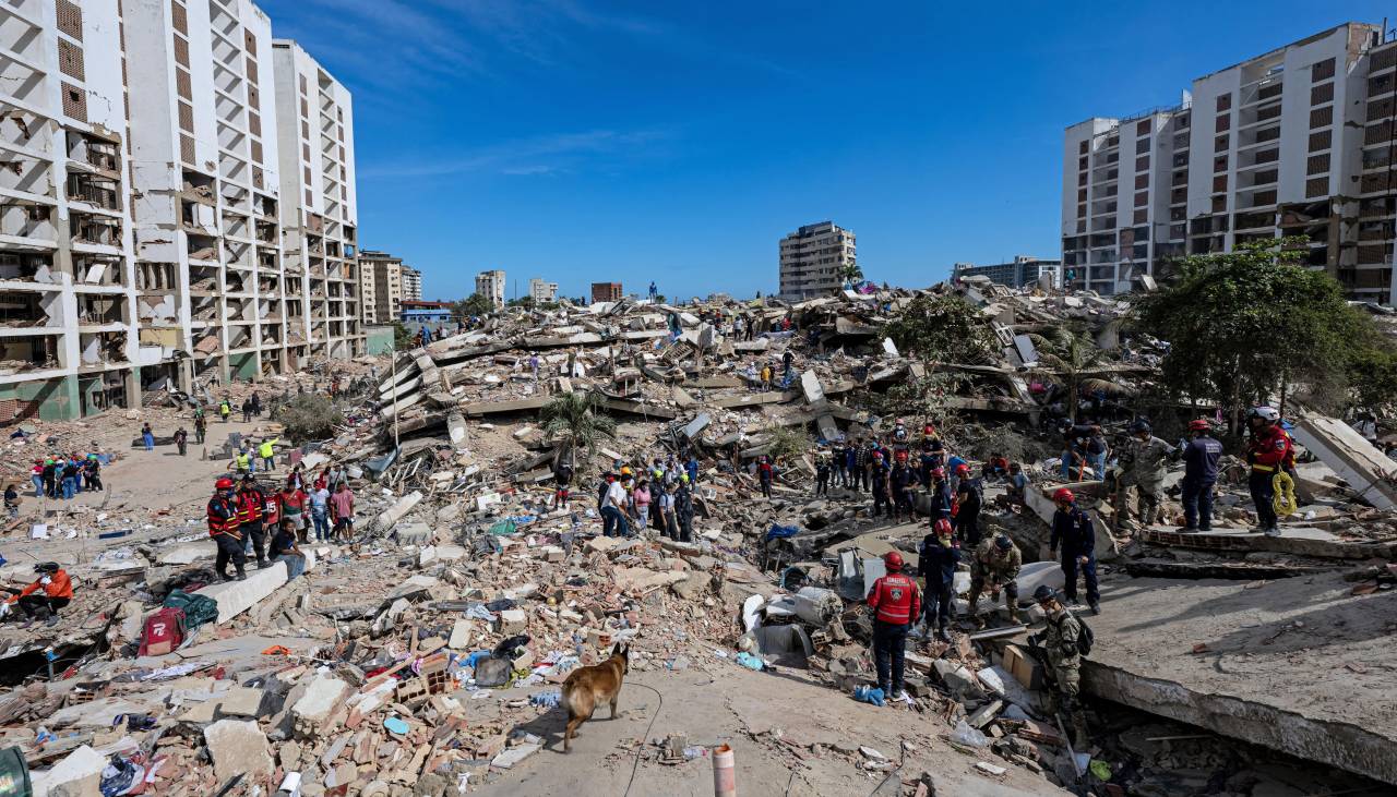 El plazo para hallar sobrevivientes se agota en Venezuela, donde sismos dejan casi 1.500 muertos