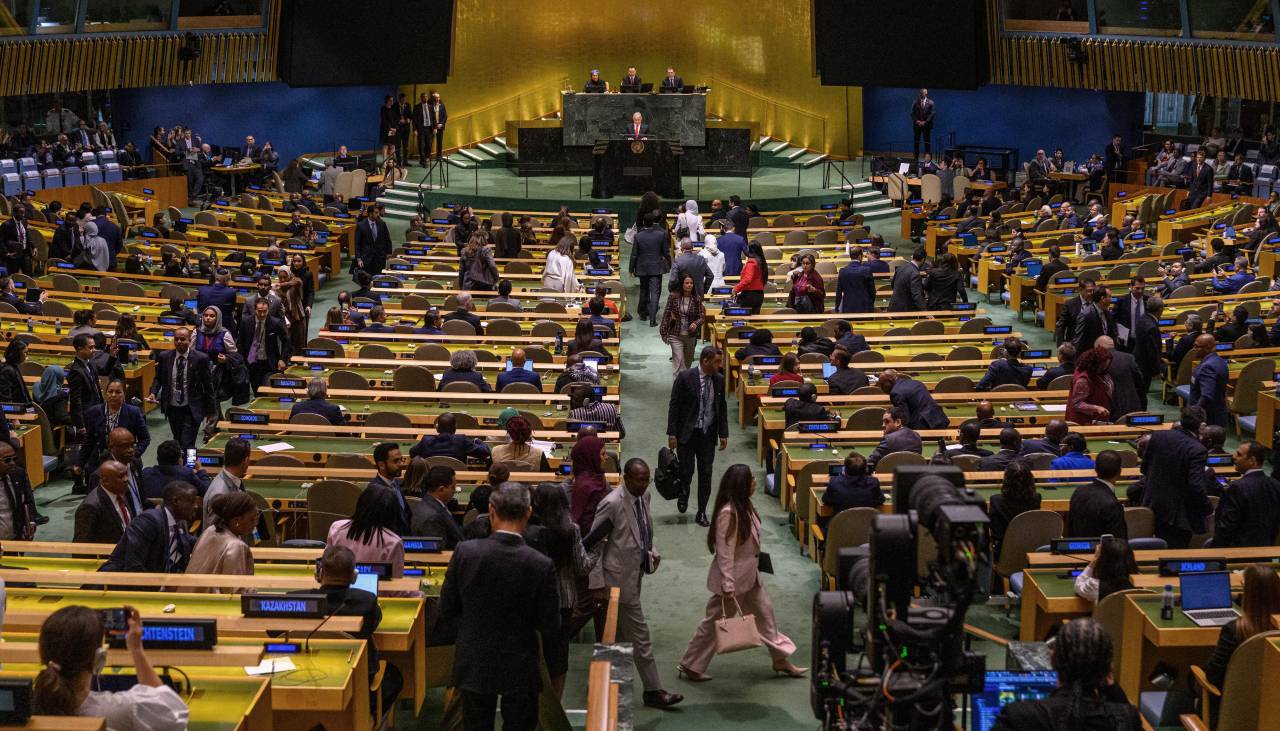 Video: Decenas de delegados se retiran durante discurso del primer ministro de Israel en la ONU