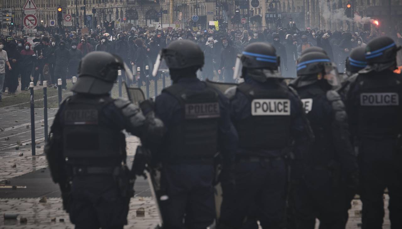 Francia refuerza seguridad ante otro sábado de manifestaciones de alto riesgo