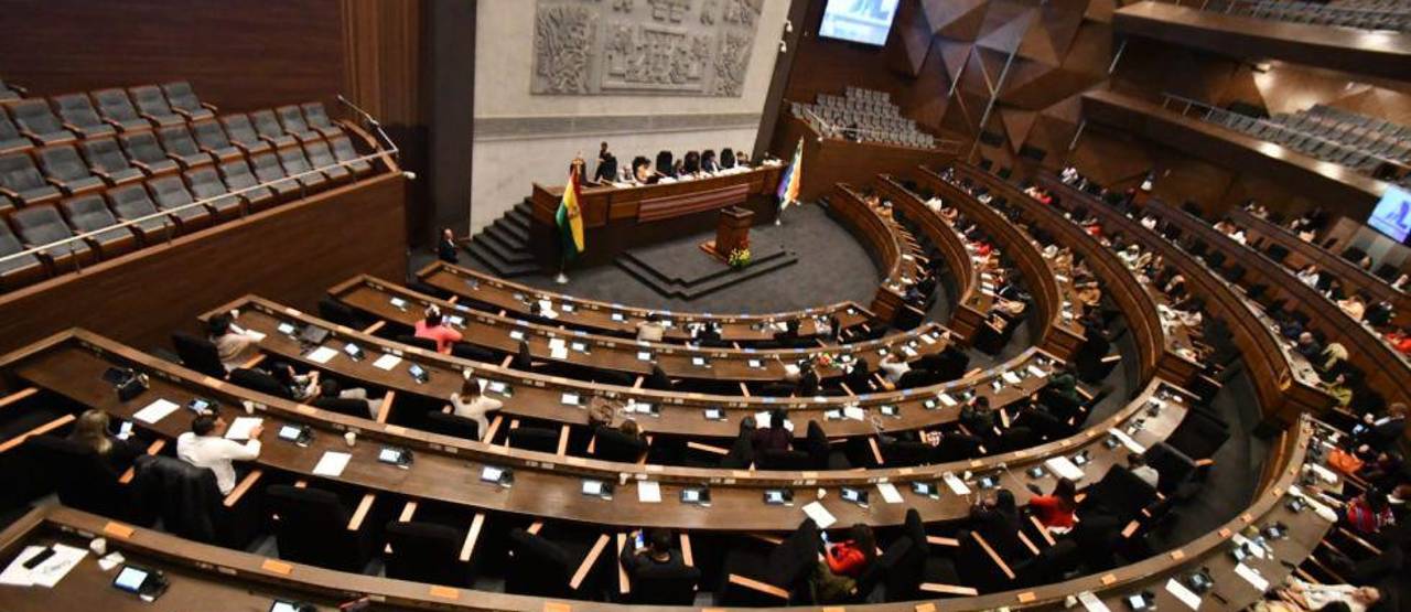 Cámara de Comercio rechaza ley de diferimiento de créditos y dice que es “improvisada e irresponsable”