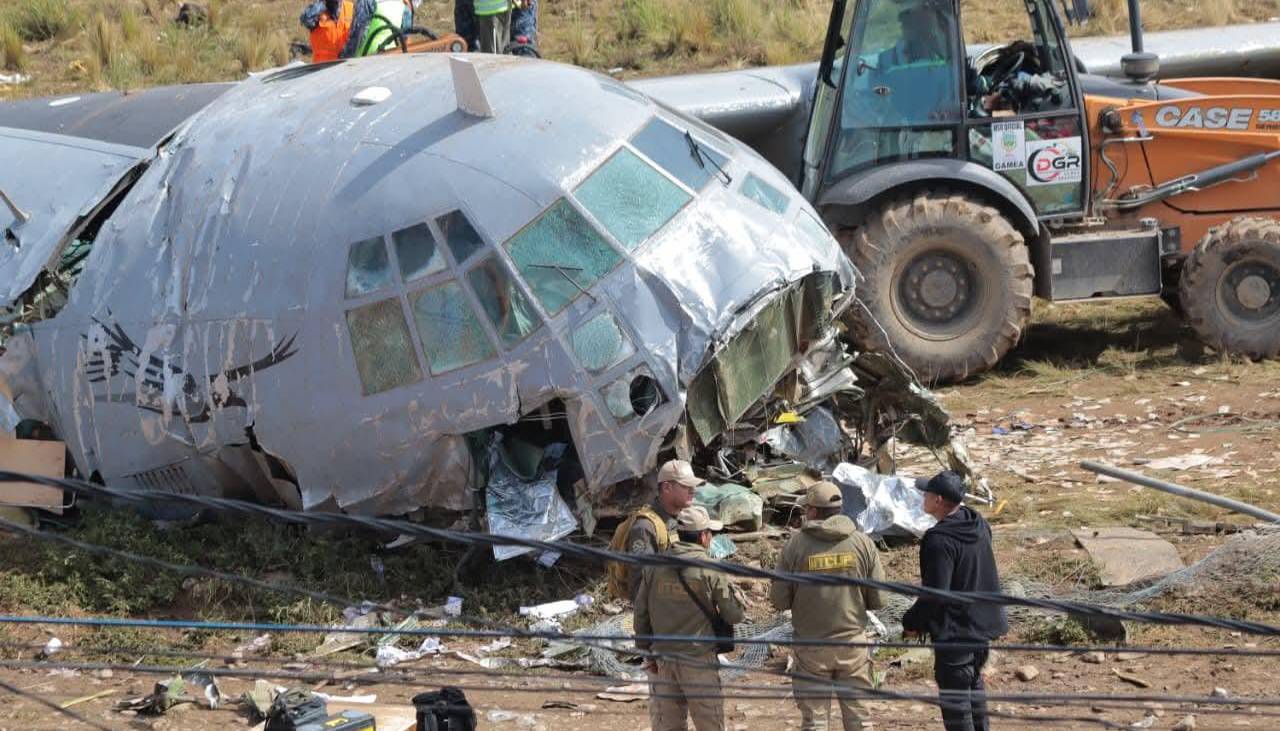 Accidente aéreo en El Alto: Dictan detención preventiva para representante de la empresa proveedora de billetes