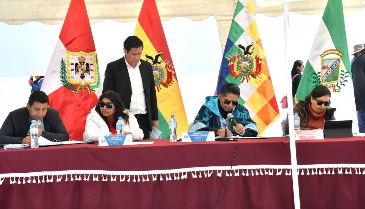 Uyuni: Senado sanciona crédito millonario para la construcción de una carretera en Potosí y lo remite al Ejecutivo