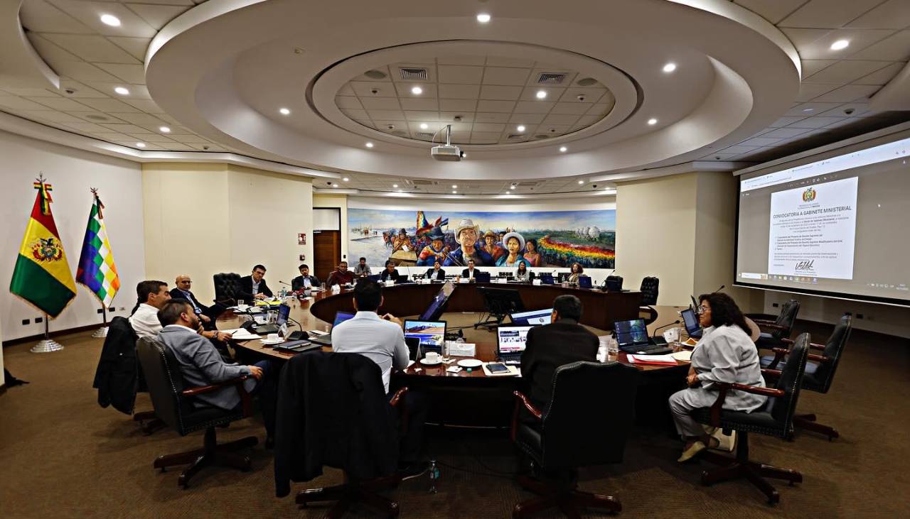 Gobierno aprueba decreto para la firma del crédito con el BID de $us 500 millones y espera aval del Legislativo 