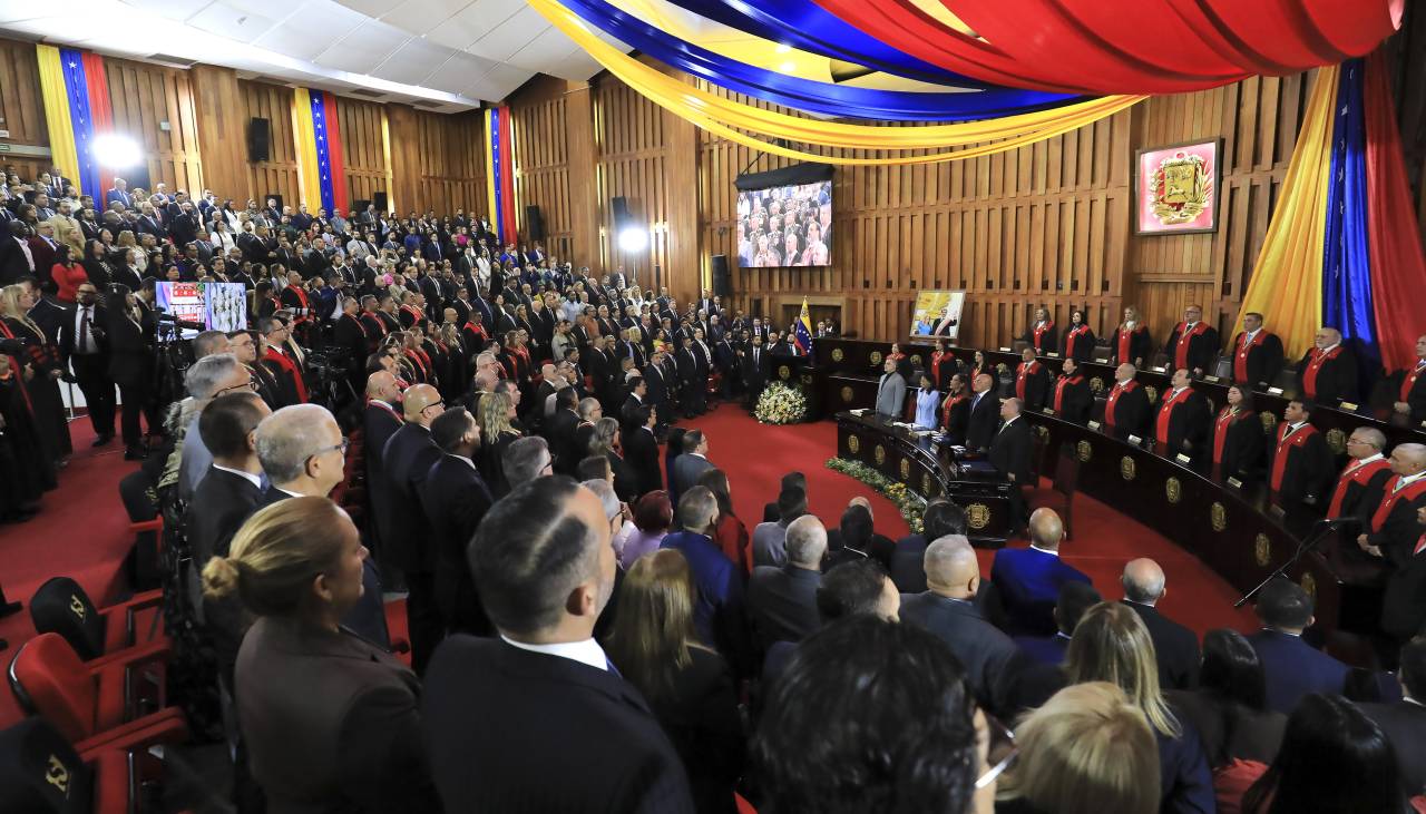 Delcy Rodríguez anuncia una ley de amnistía general y el cierre de la cárcel del Helicoide