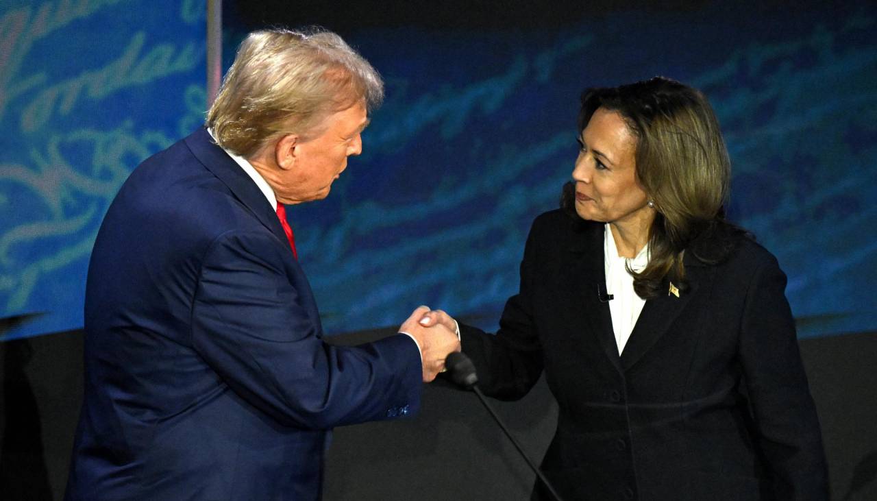 Kamala Harris zarandea a Donald Trump en un encendido debate