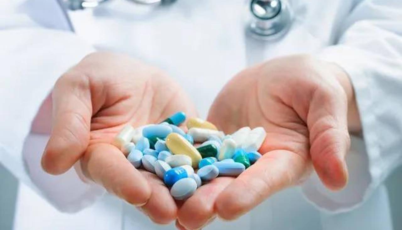 Farmacéuticos rechazan importación directa de medicamentos y exigen al Gobierno priorizar la producción nacional