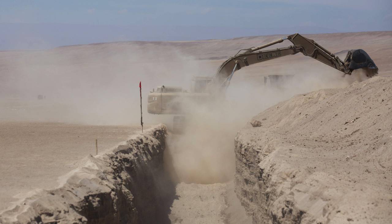 Avanza construcción de zanjas en la frontera entre Chile y Bolivia; en Pisiga dicen que no tienen información oficial