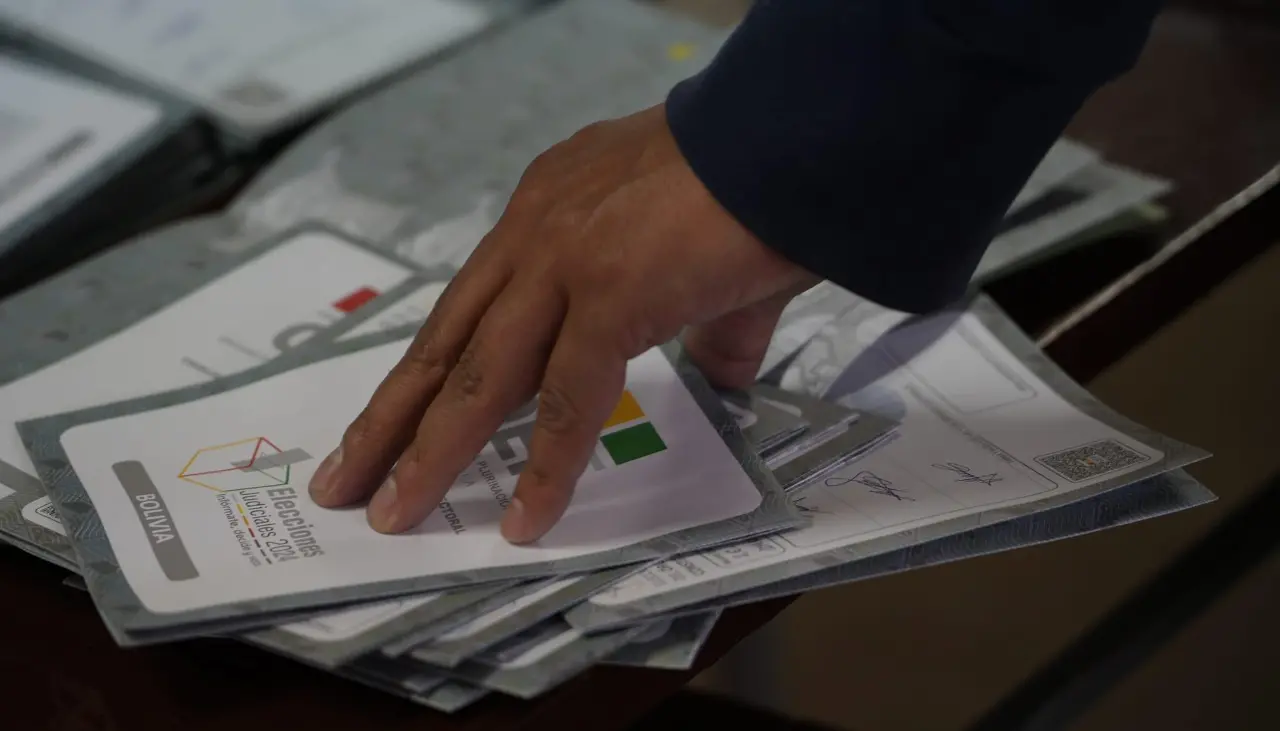 El día de las elecciones habrá policías encubiertos para alertar de cualquier incidente, anuncia ministro Ríos