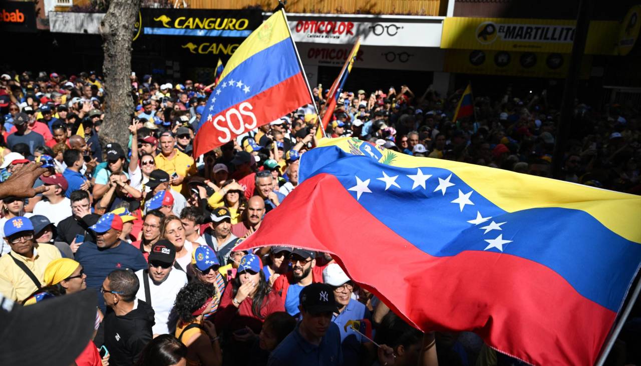 Crece la tensión en Venezuela a pocas horas de la posesión presidencial