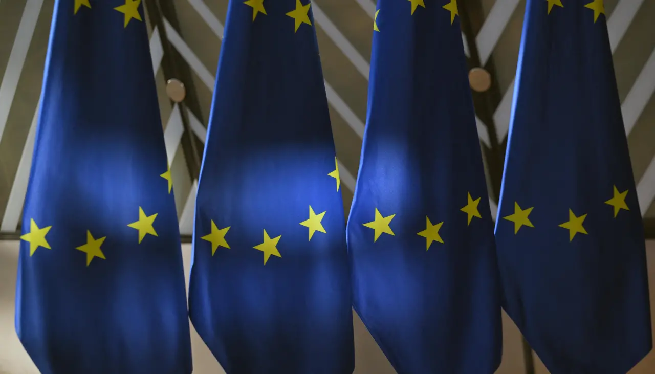 UE aprueba nuevo paquete de sanciones contra Rusia que vuelve a golpear a flota fantasma