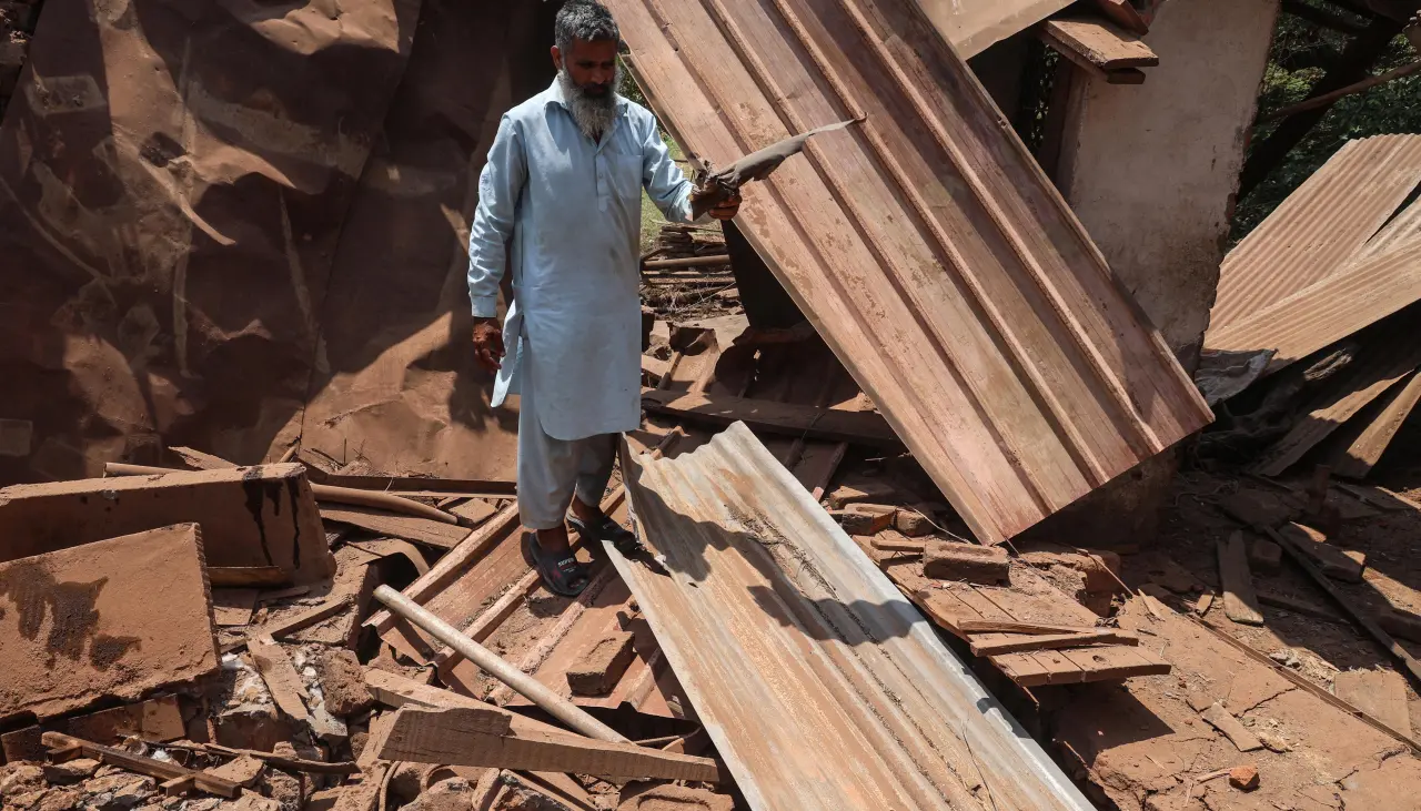 India y Pakistán acuerdan un ‘alto al fuego’ en su mayor escalada en 26 años con la mediación de EEUU