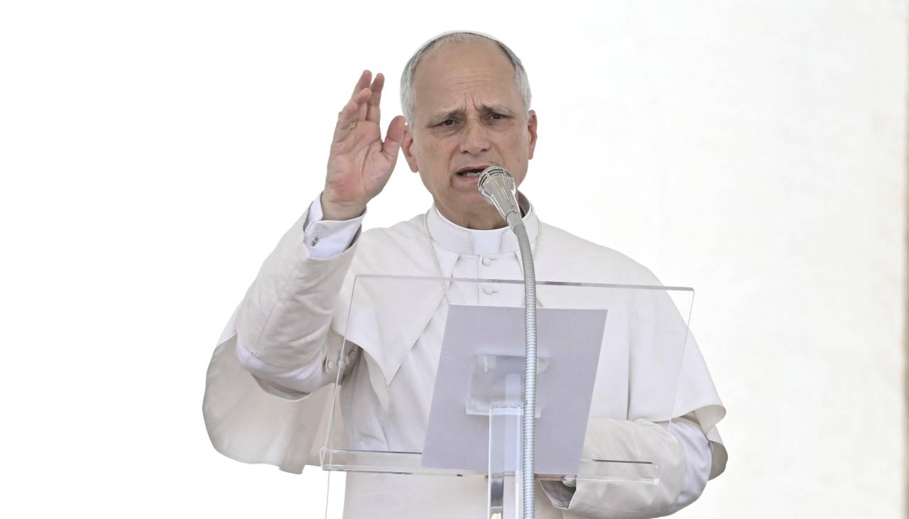 El papa alerta que las armas tecnológicas amenazan con una barbarie mayor que en el pasado