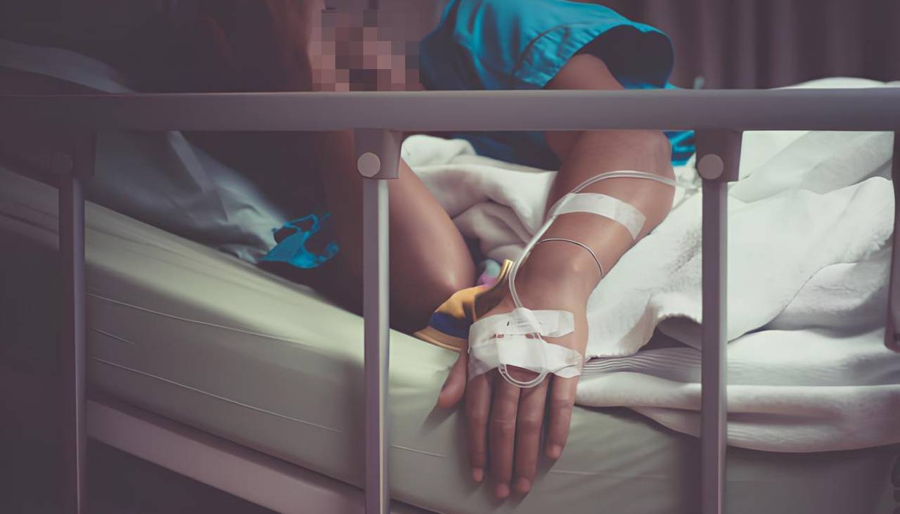 Joven queda en terapia intensiva tras ingerir pastillas en busca de interrumpir su embarazo
