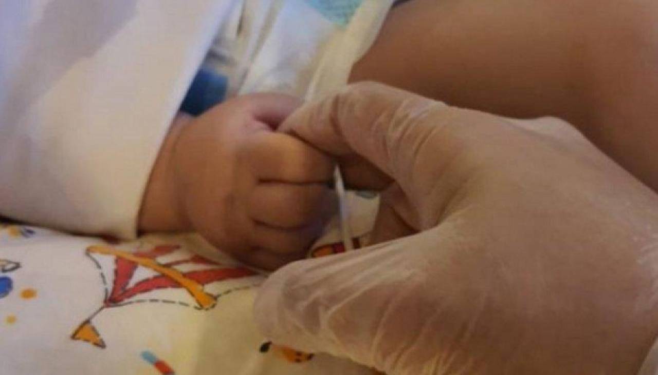Sedes confirma el deceso de un bebé a causa de una neumonía grave en Cochabamba