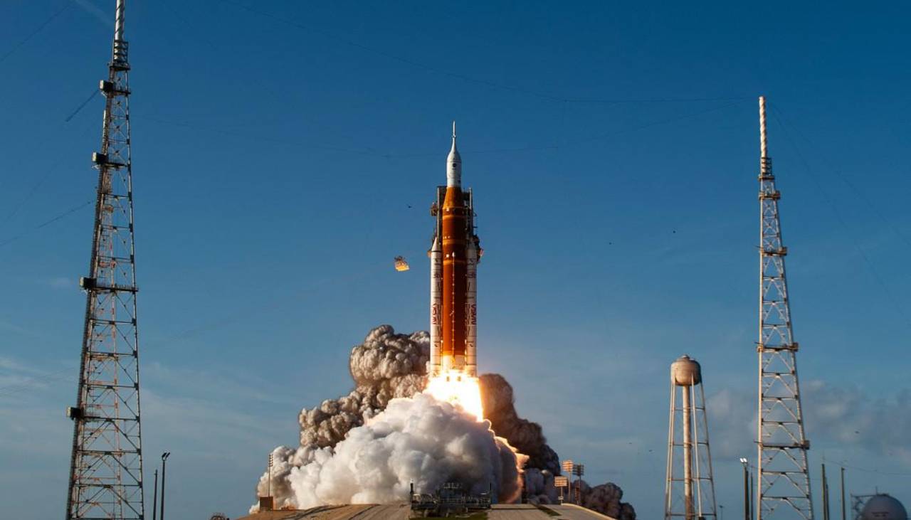 Astronautas de Artemis II despiertan en la nave Orión y orbitan la Tierra en su primer día en el espacio