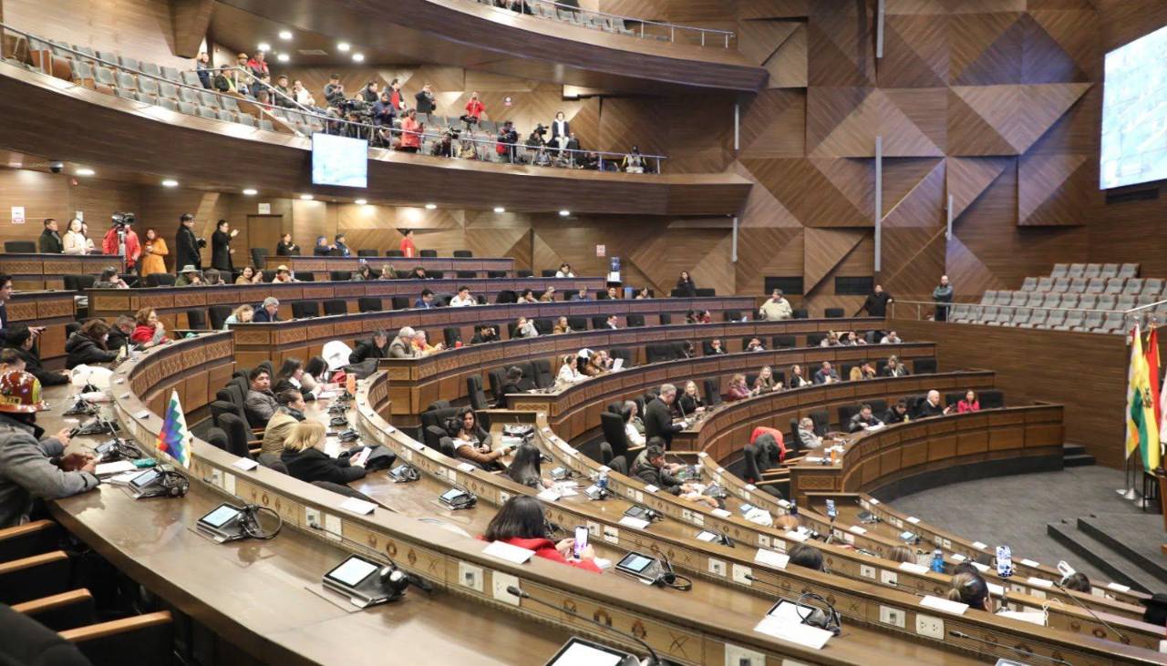 Reprograman las interpelaciones de los ministros de Salud y de Gobierno 