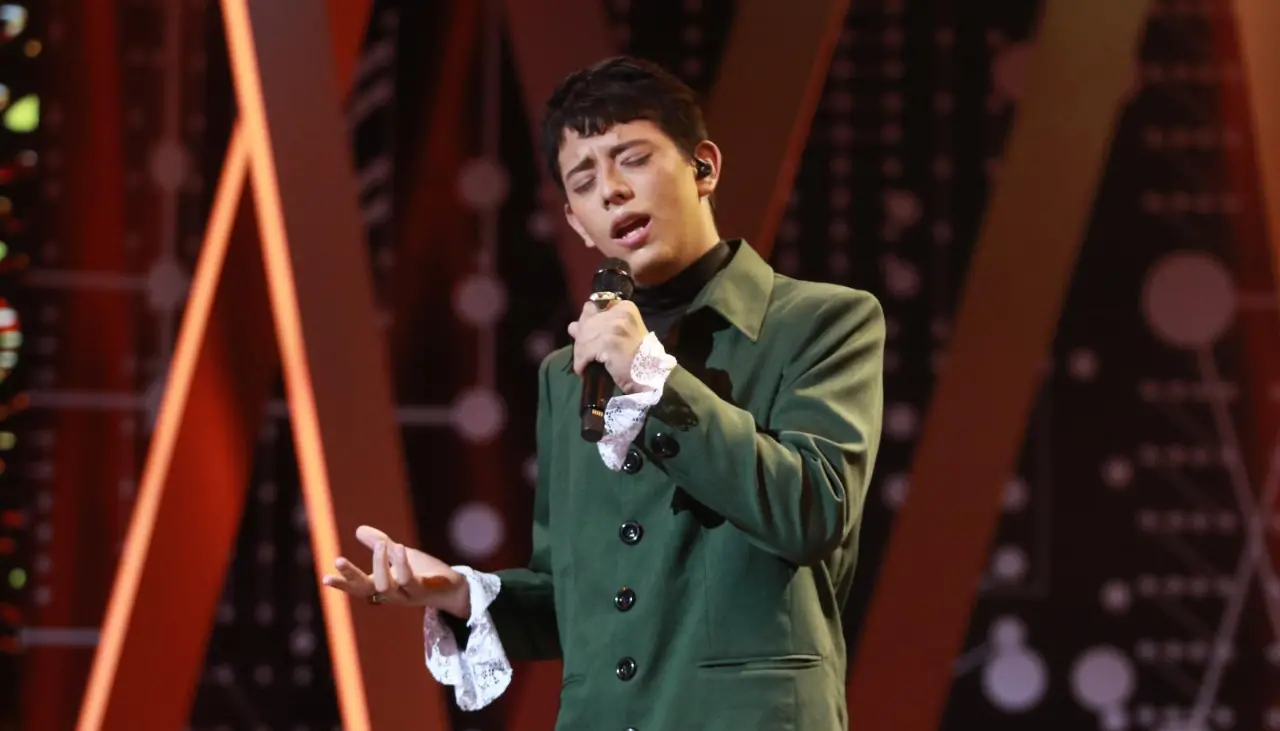 El príncipe de la canción brilló en el escenario de los sueños