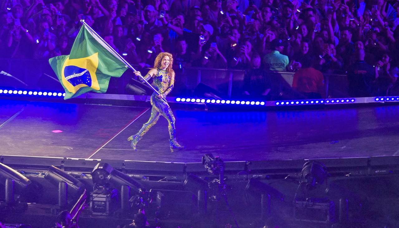 Shakira, la primera latina en hacer historia en Copacabana con dos millones de asistentes