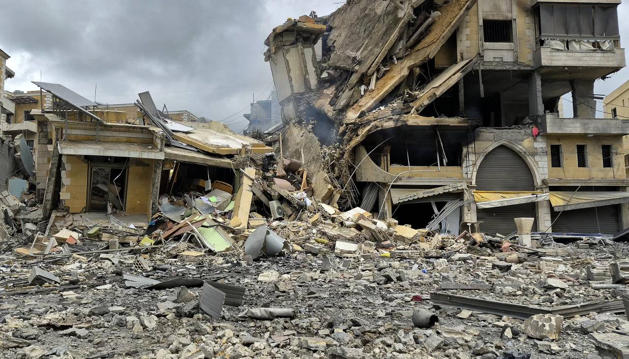 Bombardeo mata al jefe de inteligencia de los Guardianes de la Revolución de Irán, afirma el cuerpo militar