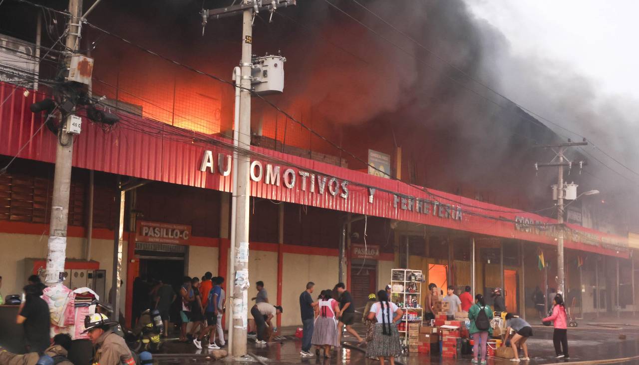 Barrio Lindo: Fiscalía investiga dos delitos por incendio y convocará a cinco guardias a declarar