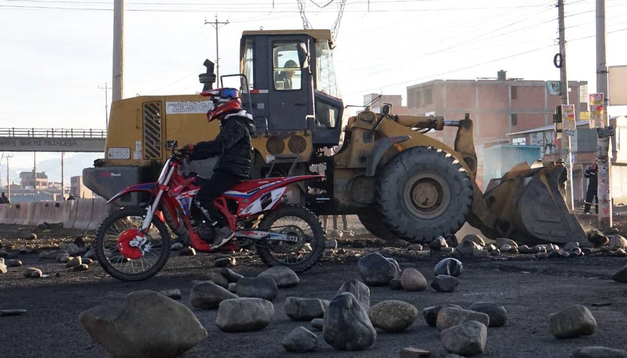 Desde el martes se anuncia que se retoma el bloqueo en la ruta Caranavi - La Paz