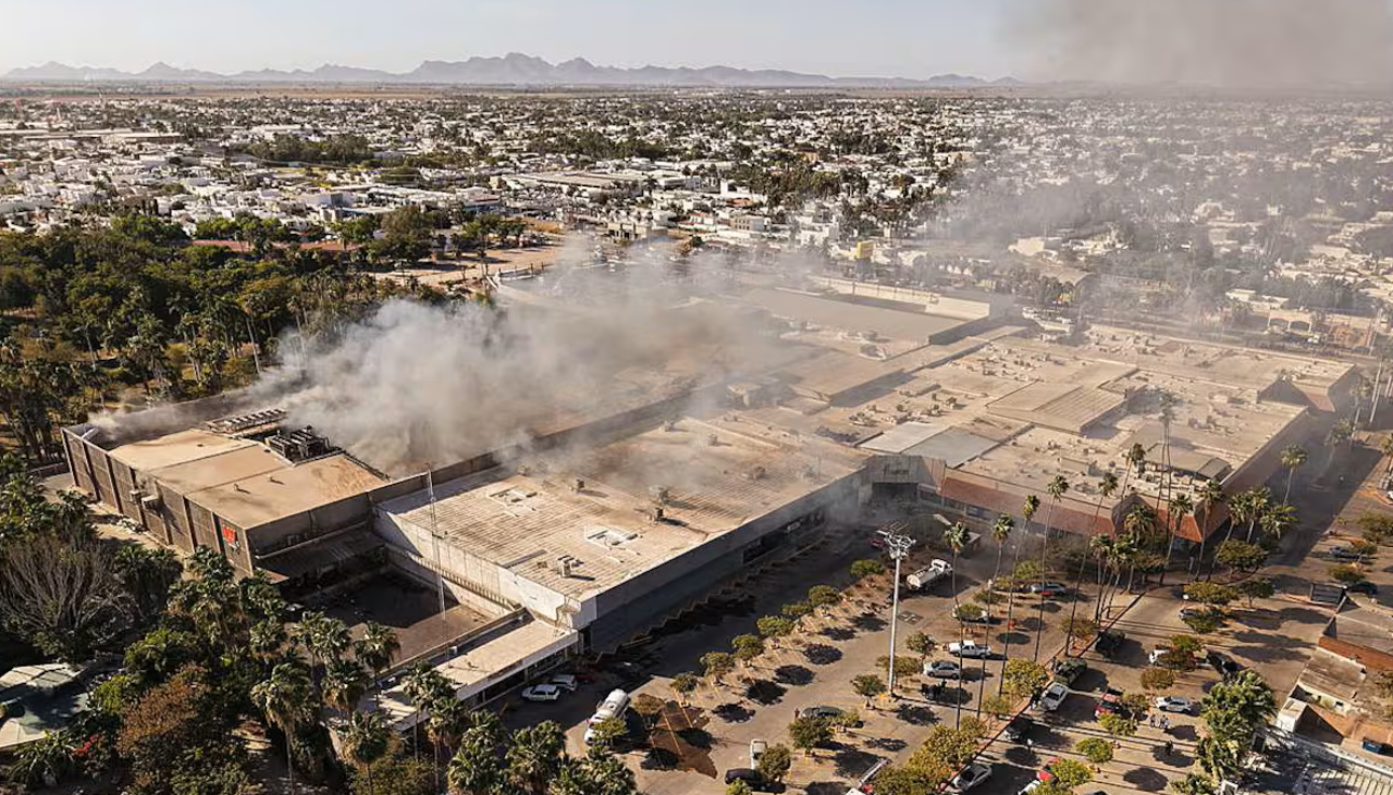 Al menos 5 muertos y 46 heridos tras incendio en plaza comercial del noroeste de México