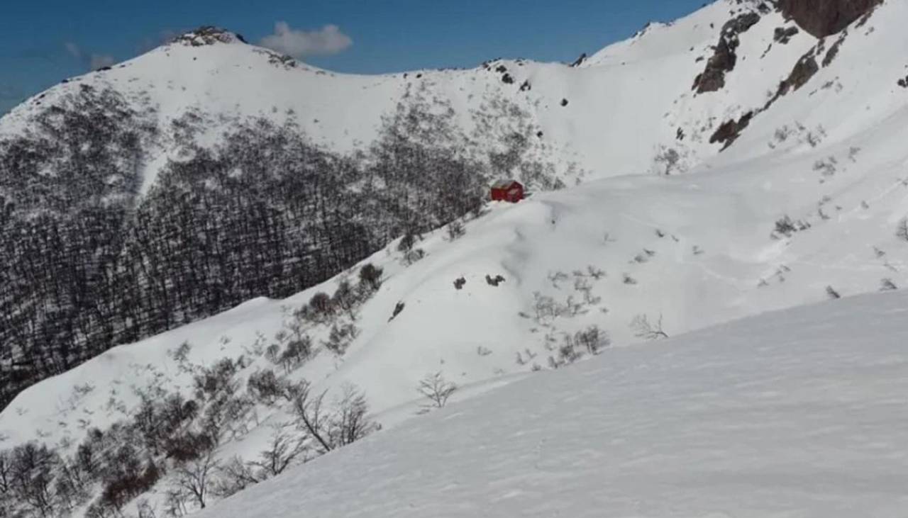 “No puedo respirar”, la dramática llamada de emergencia de un hombre que quedó bajo una avalancha