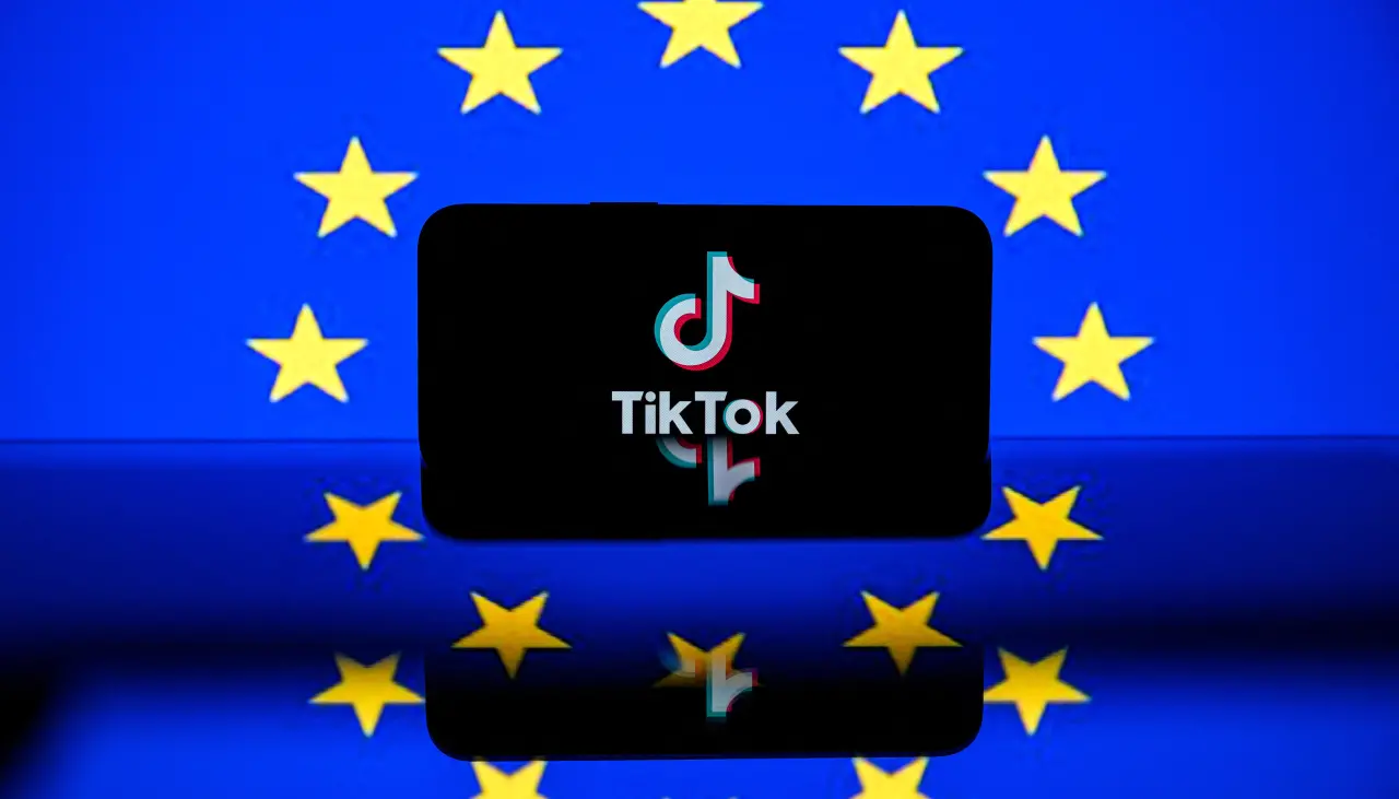 Tiktok bajo la mira de la UE: La red social es acusada de falta de transparencia