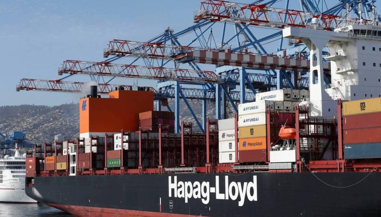 Tres navieras que transportan más del 40% de la carga que sale e ingresa al país suspenden recepción de pagos en Bolivia