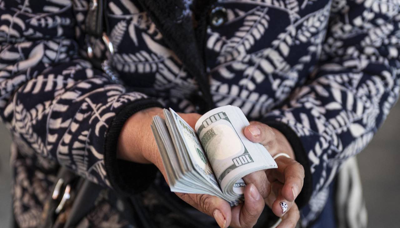 El dólar oficial registra un nuevo incremento en su cotización