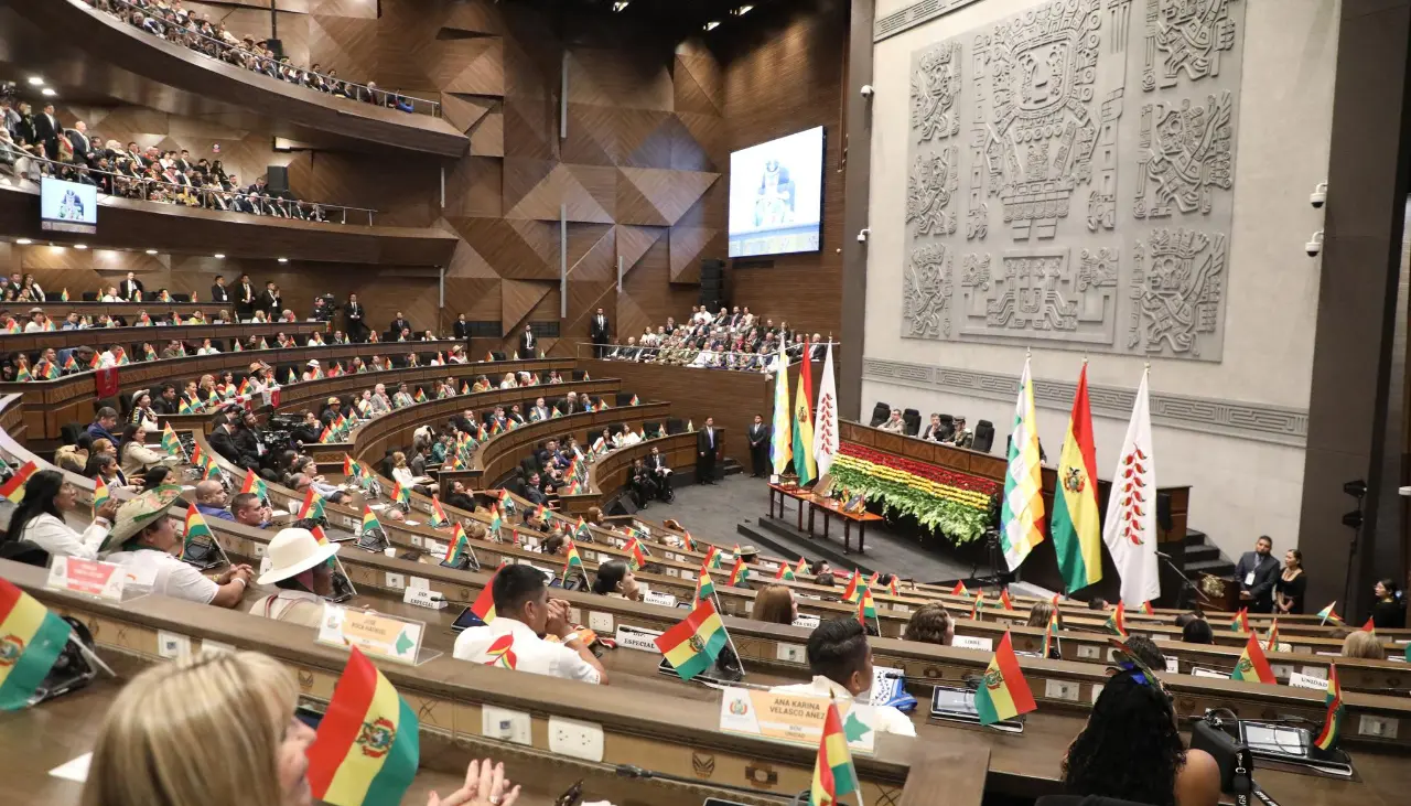 Reprograman para el 1 de diciembre la sesión de la Asamblea Legislativa “por falta de quórum en la directiva”