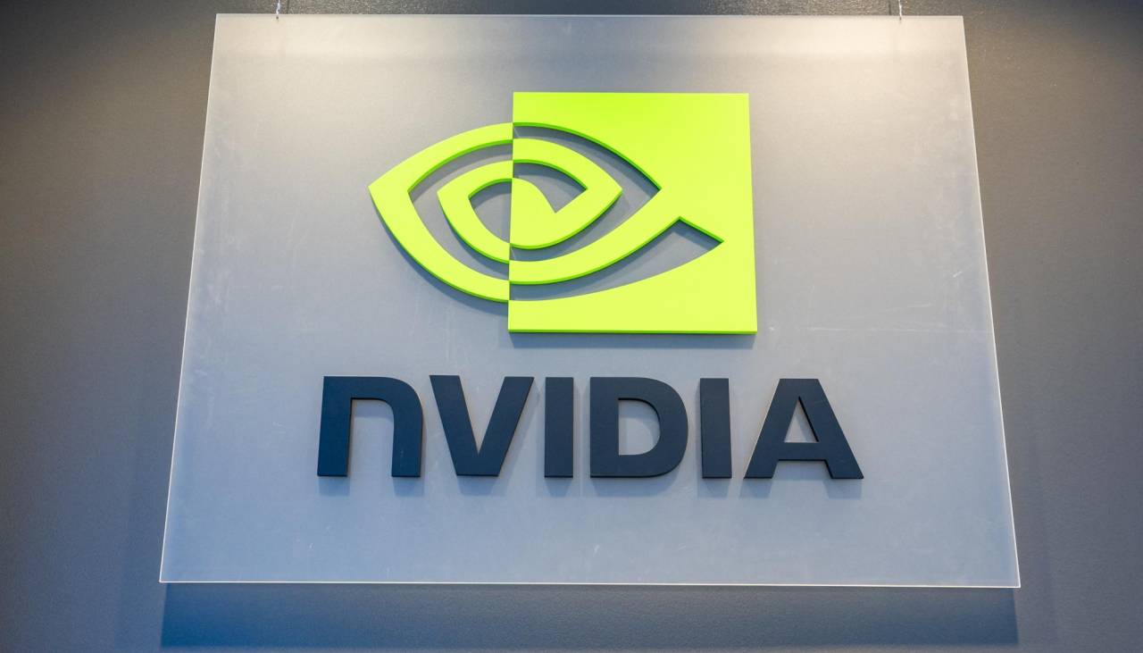 A causa de DeepSeek, Nvidia pierde 600.000 millones de dólares, la mayor caída diaria en historia de la bolsa