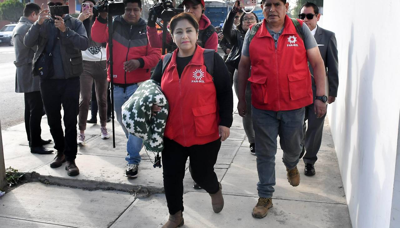 Esto fue lo que dijo Ruth Nina al momento de ingresar a celdas policiales en Cochabamba