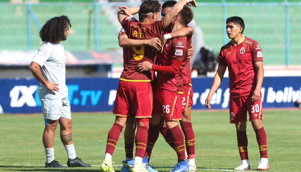 Real Oruro se impone por la mínima (1-0) y deja a Aurora en apuros