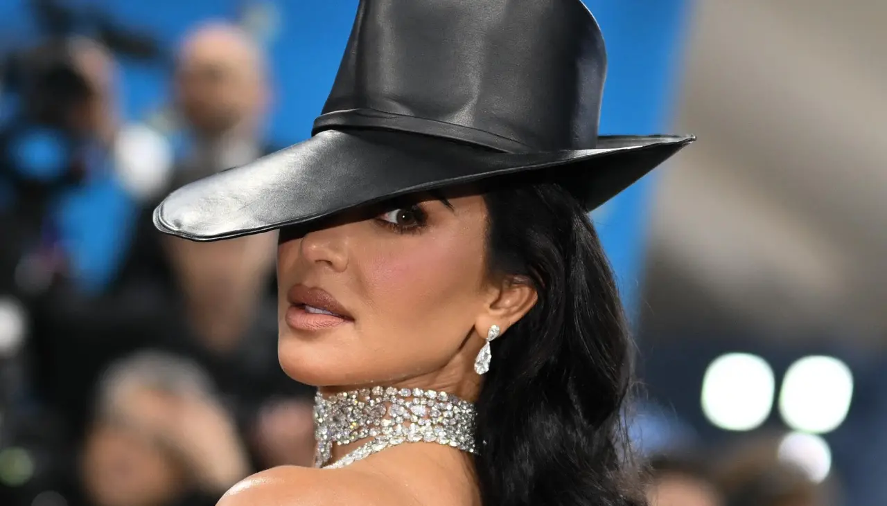 Expectativa ante la declaración de Kim Kardashian en el proceso por su atraco en París