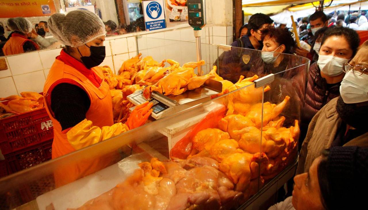 Consumo per cápita de carne de pollo sube a 46 kilos en Bolivia; es la proteína preferida, según avicultores 