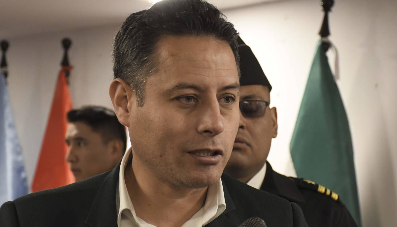 “Hoy no es tiempo de cálculos, es tiempo de decisiones firmes”, dice Lara por sesión que tratará decreto de Estado de excepción