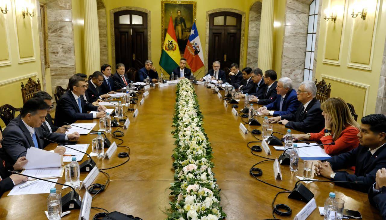 Tras reunión privada, Paz y Kast realizarán una declaración en conjunto