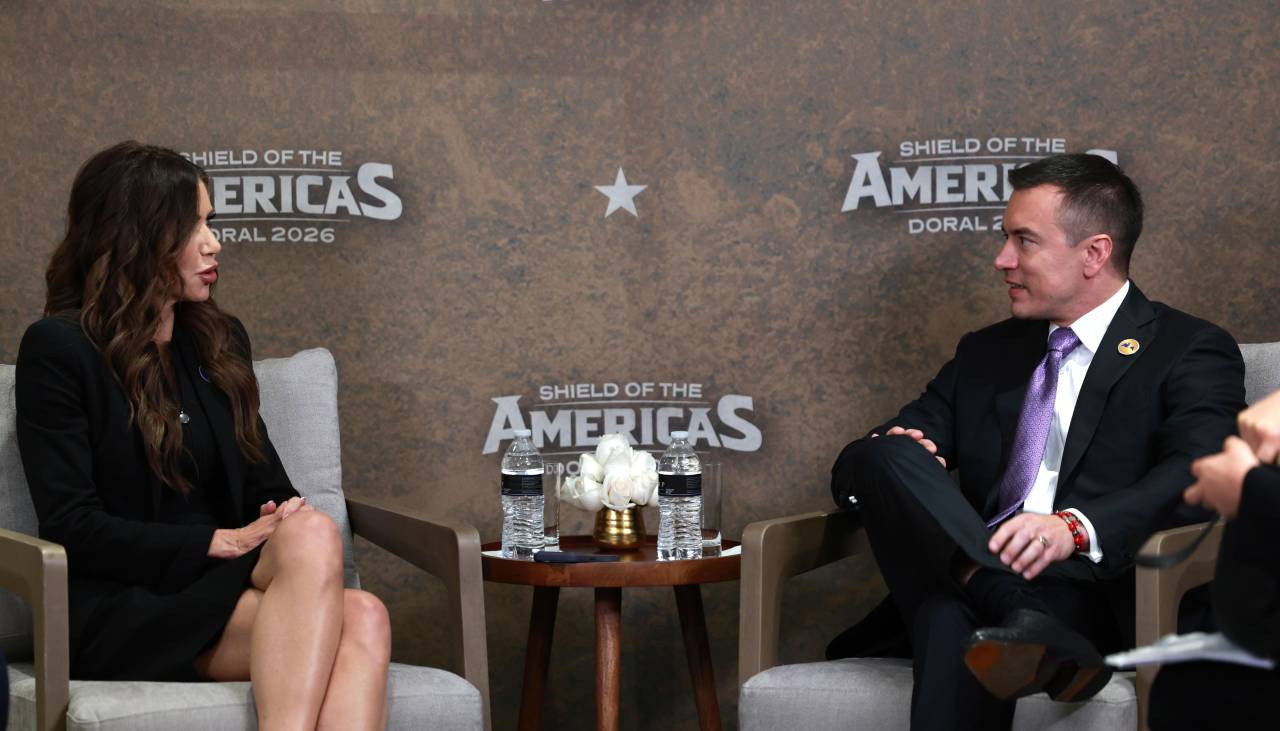 El presidente de Ecuador dice que el “tiempo se les ha acabado” a las “mafias” de América