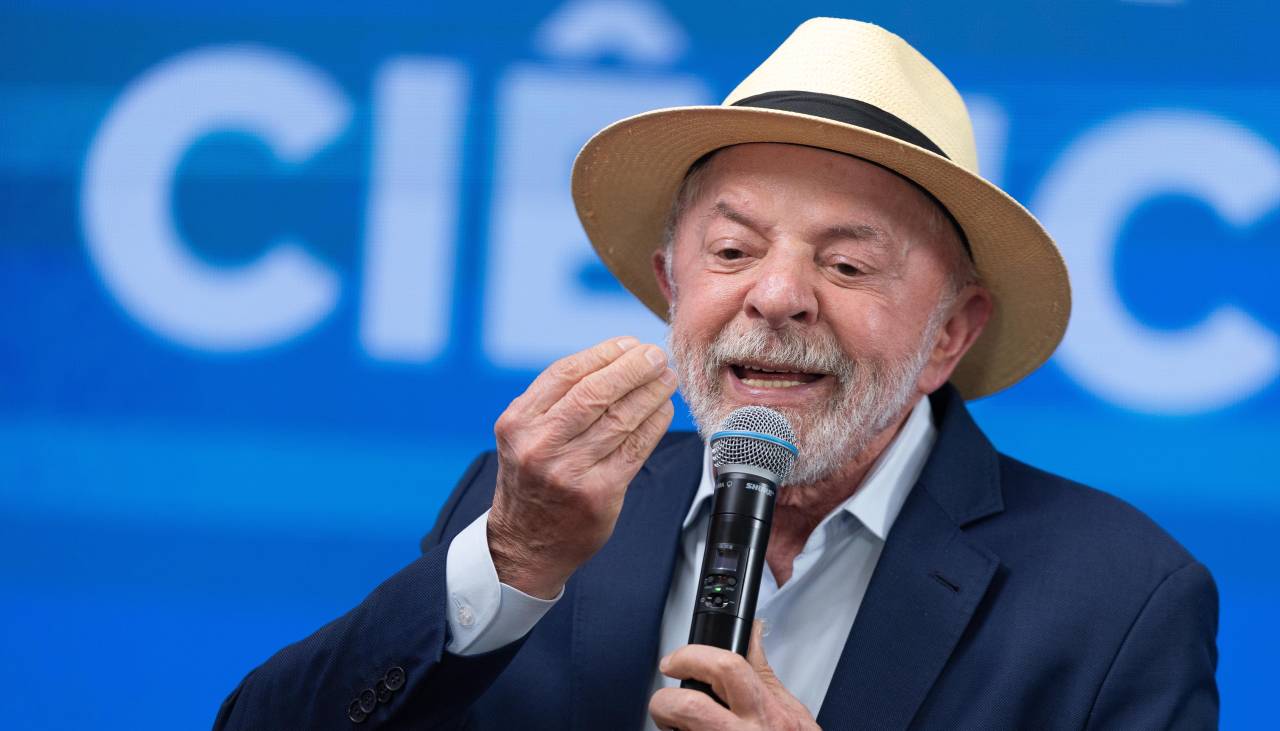 Brasil llama a consultas a su embajador en Argentina tras ofensas proferidas por Milei