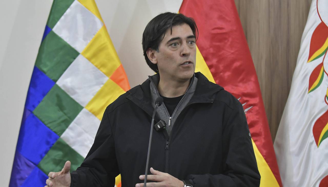 Zamora dice que Samuel, Tuto y Evo ya cumplieron su ciclo y que Rodrigo Paz inicia uno nuevo
