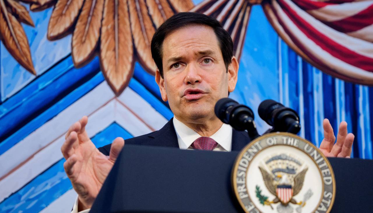 Rubio inicia en Colombia una gira latinoamericana para reforzar la influencia de EEUU