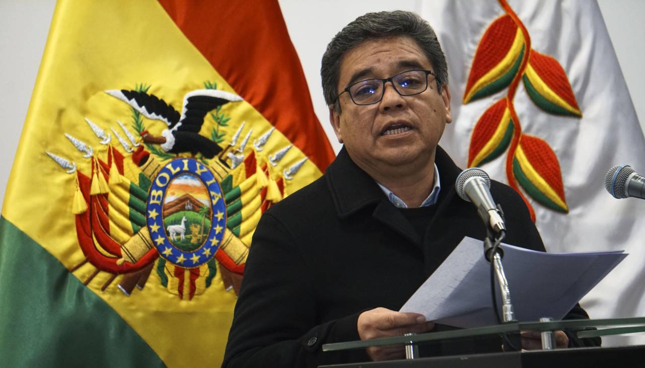 “De ser necesario se va militarizar”: Gobierno justifica nuevo decreto y lanza advertencia contra bloqueos