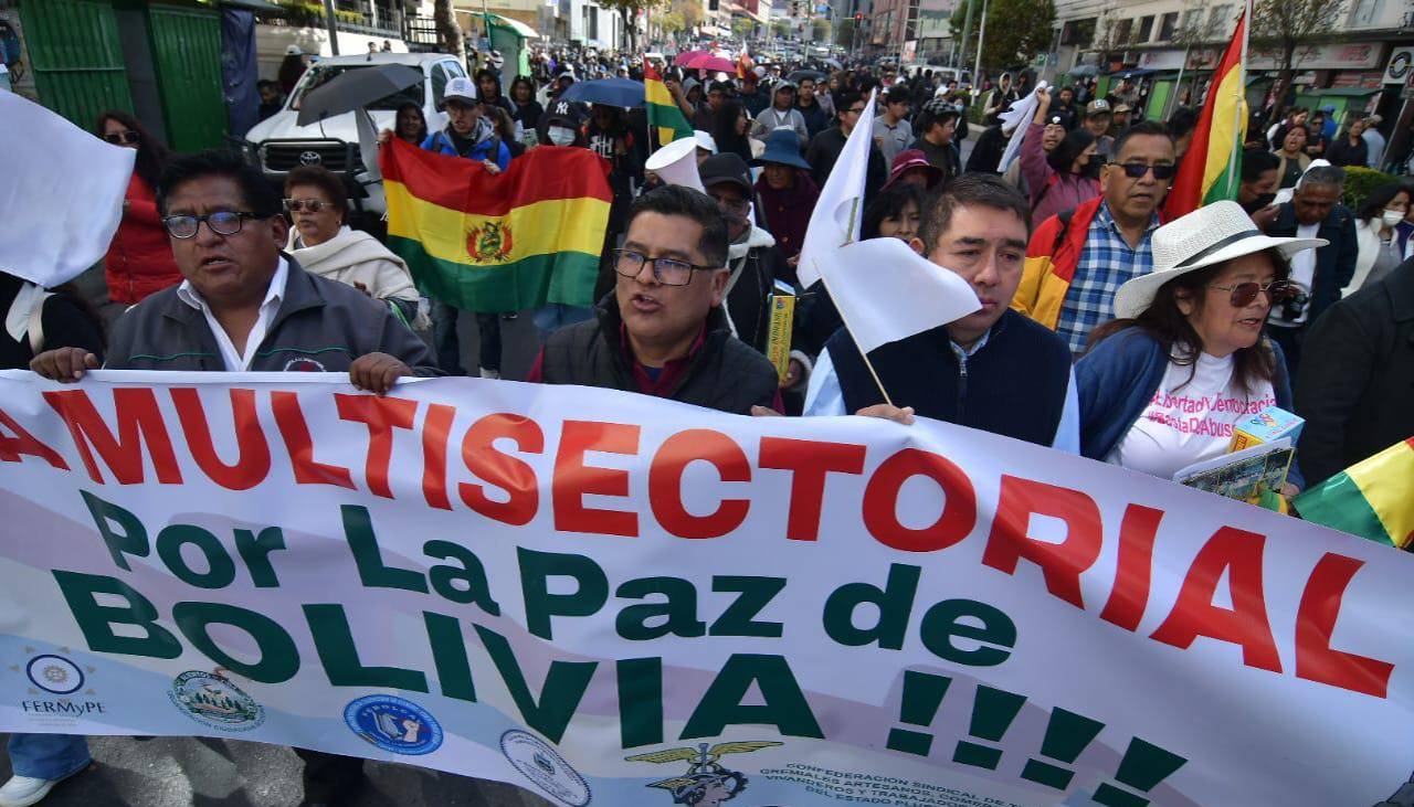 Comité Multisectorial convoca a cabildo este martes en La Paz en rechazo a los bloqueos y exige Estado de excepción