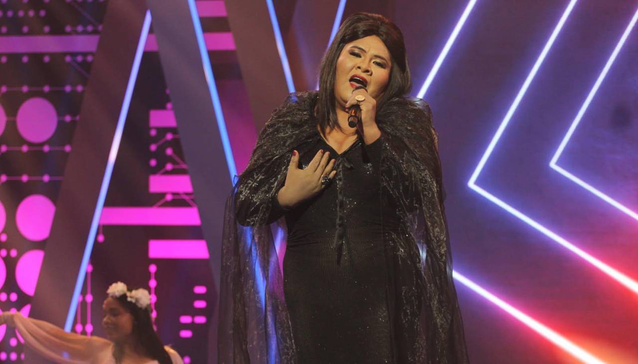 “Sí, si tengo rollos”: El imitador de Alejandra Guzmán encaró a Malena en vivo