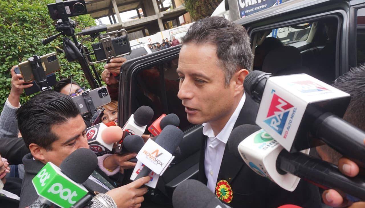 Lara dice que conformó un equipo jurídico para defender a los detenidos durante el siniestro aéreo en El Alto