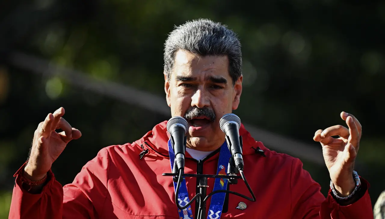 Maduro dice que plan de defensa ante “amenaza” de EEUU está activo en toda Venezuela