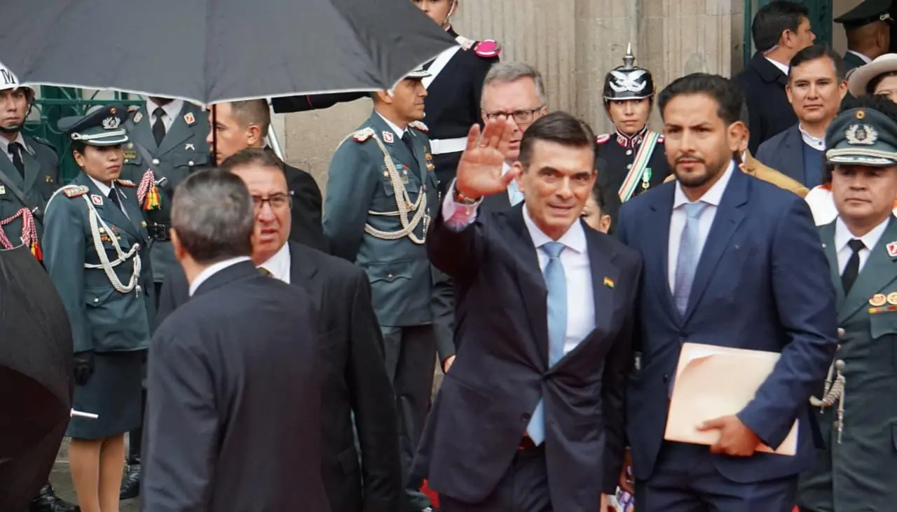 “Agradecer a la Pachamama porque nos está ch’allando, se está haciendo una limpia”, dice Paz al referirse a la lluvia caída en el día de la posesión