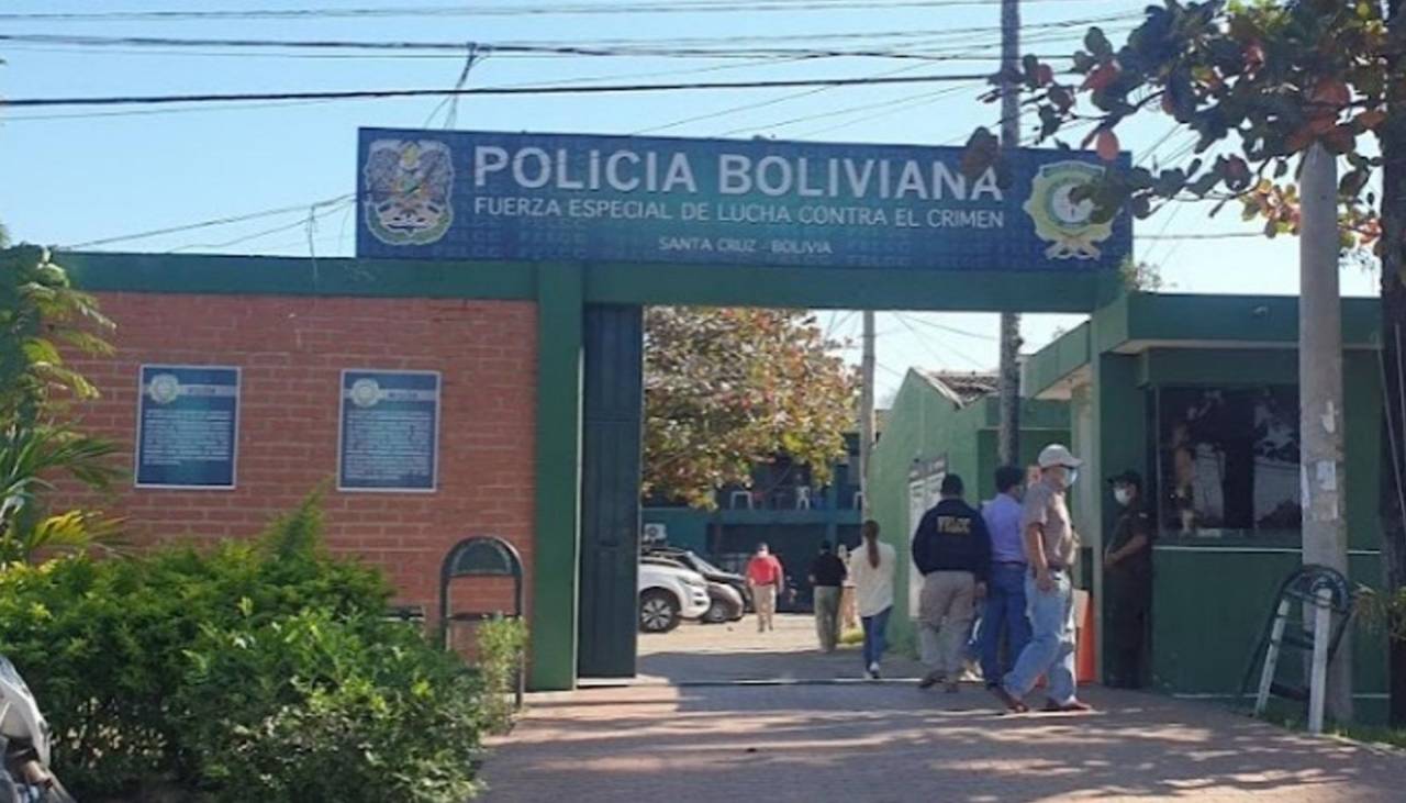 Novio de joven reportada como desaparecida tras tomar un taxi por aplicación, declara en la Policía
